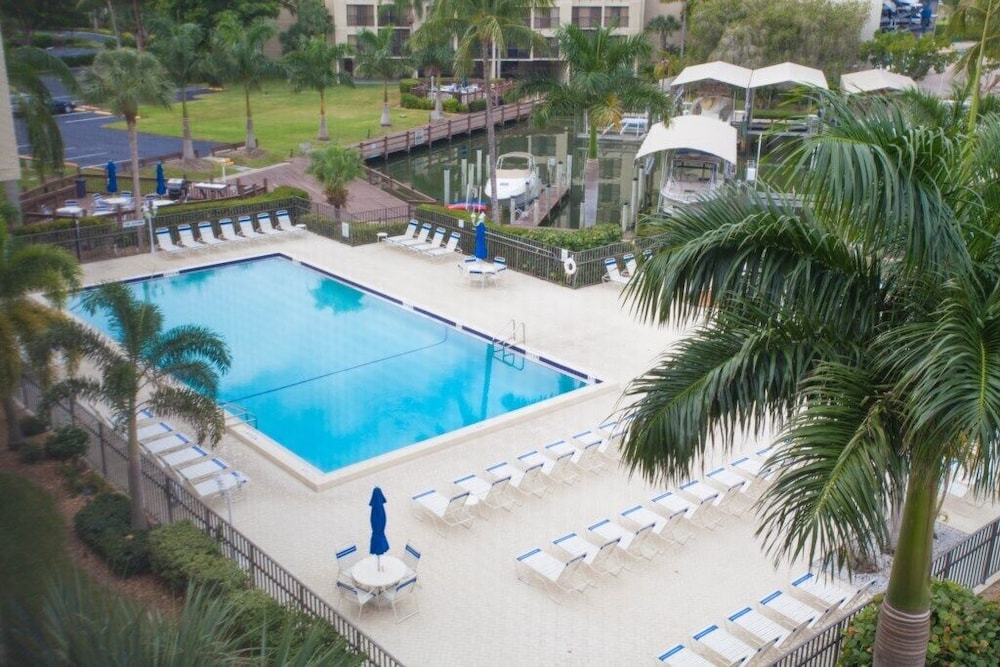 Condo, 4 Bedrooms