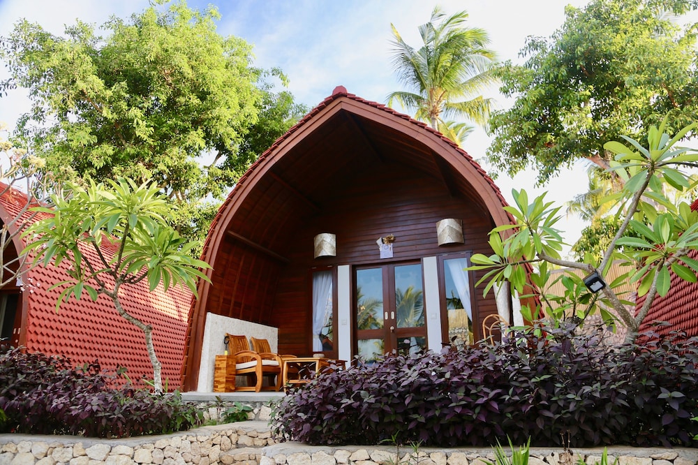Deluxe Bungalow 5