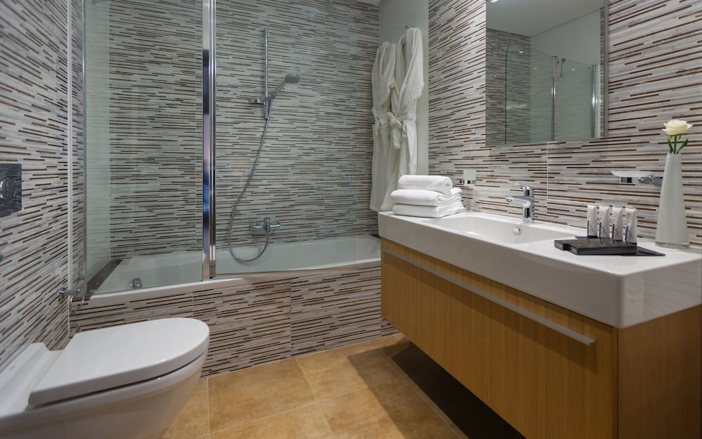 ADAM Three Bedrooms Lake View Suite - Photo 3