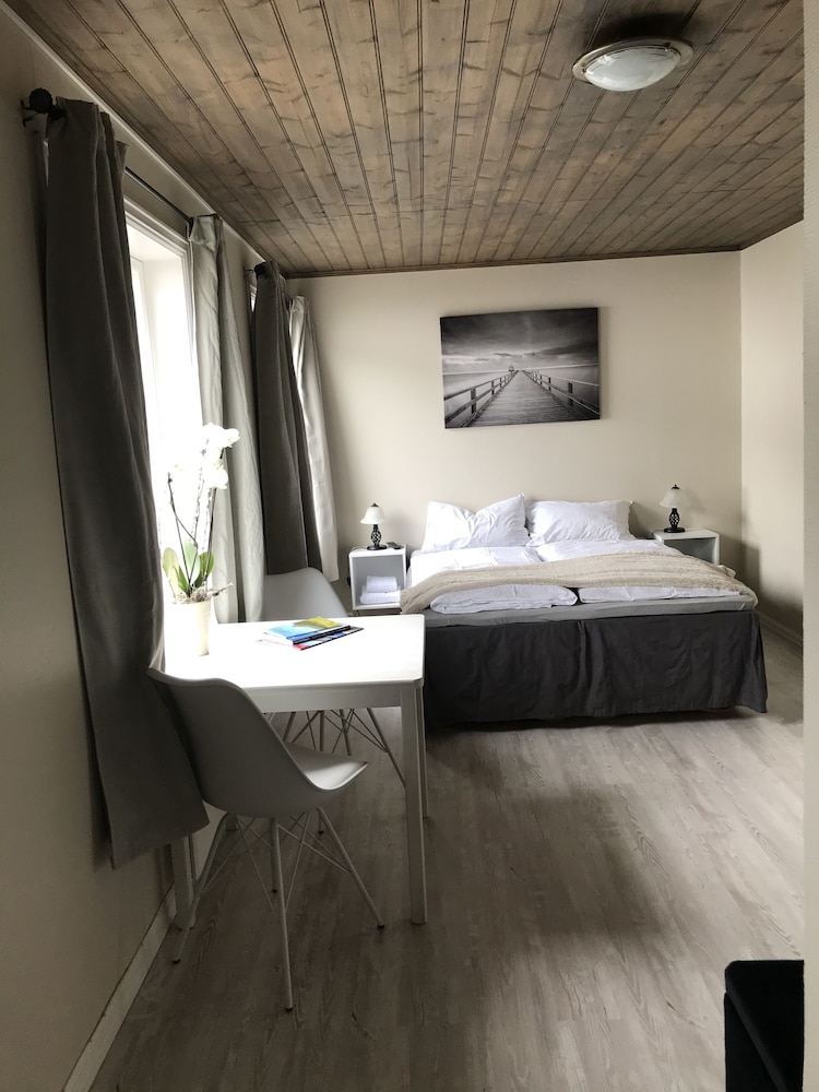 Double or Twin Room photo 2