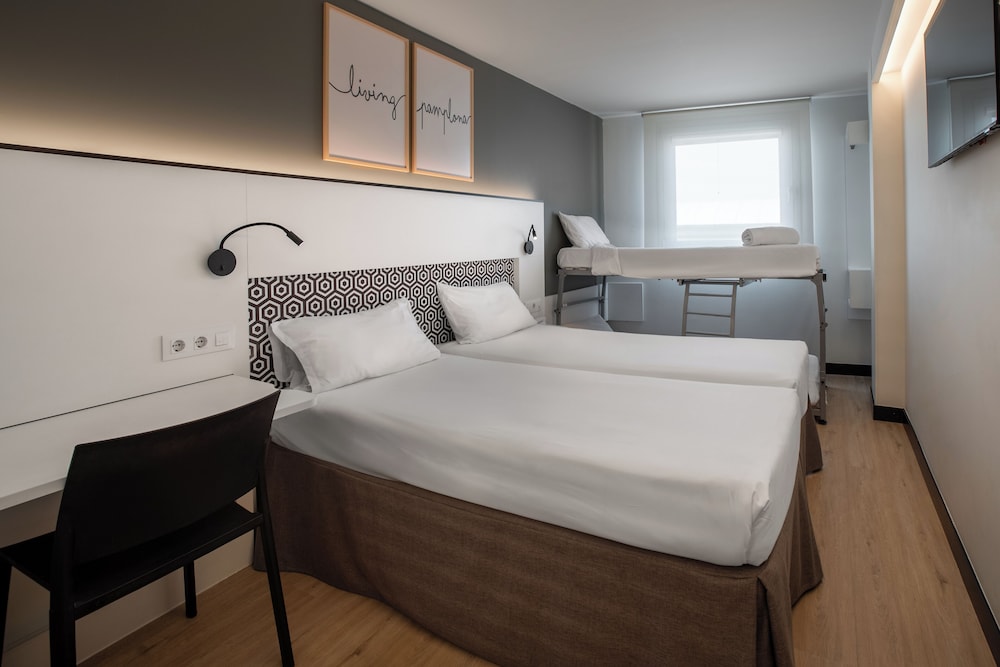 Standard Quadruple Room - Photo 1