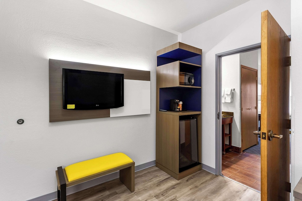 Suite, Non Smoking - Photo 6