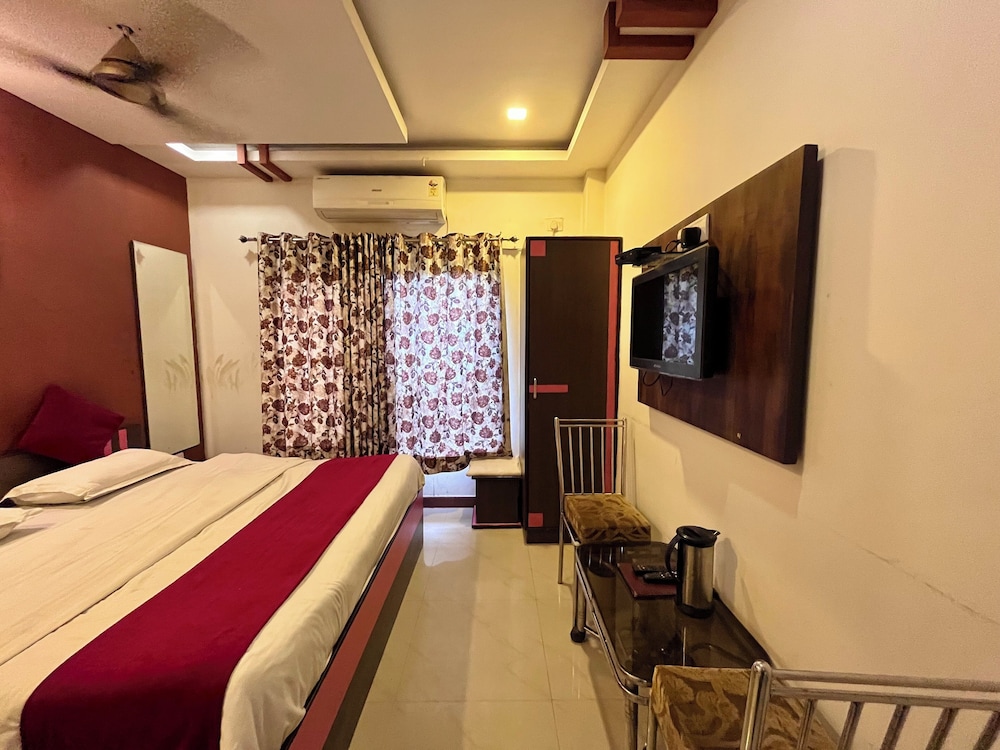 Deluxe Room, 1 Double Bed photo 3