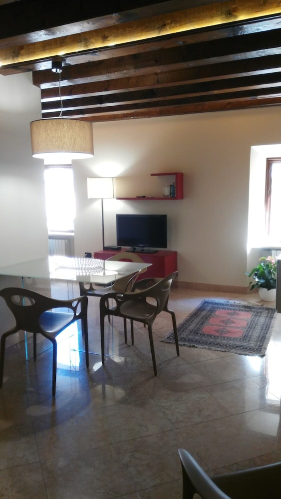Appartamento con 2 Camere da Letto (3 Adulti) - Edificio Separato photo 1