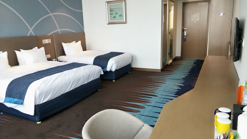 Standard Room, 3 Twin Beds photo 1