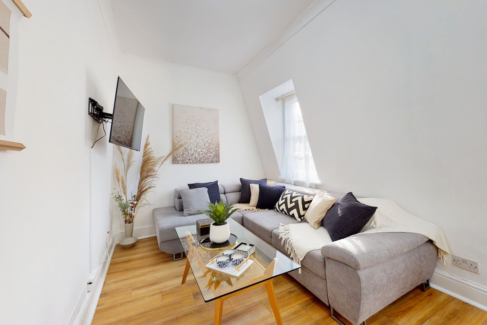 Comfort Apartment photo 2