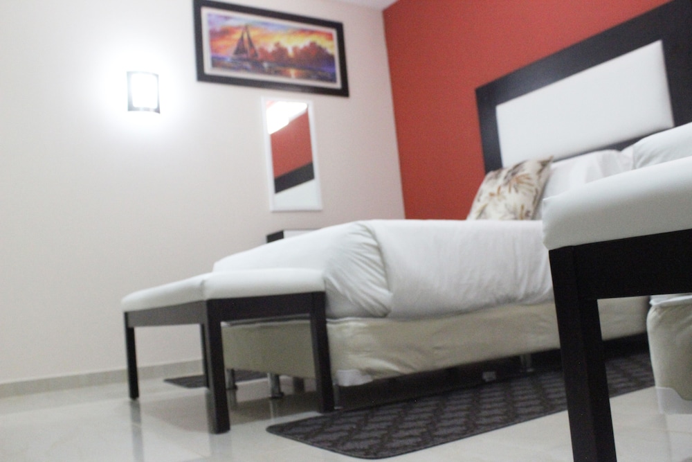 Junior Suite, 2 Queen Beds photo 3