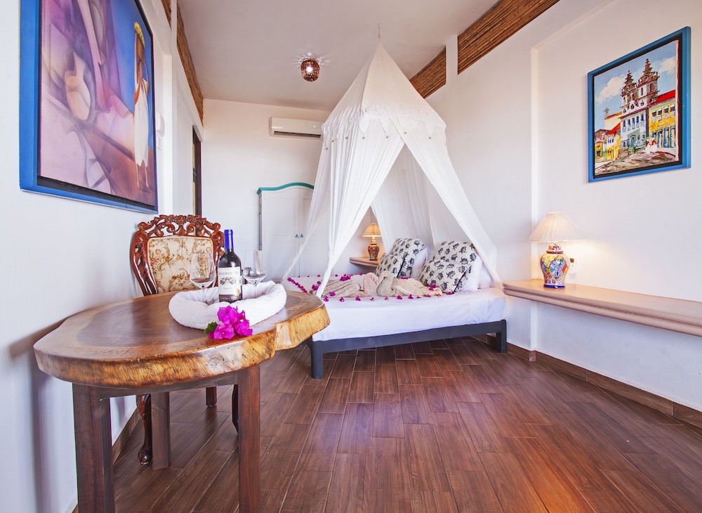 Luxury Studio Suite photo 3