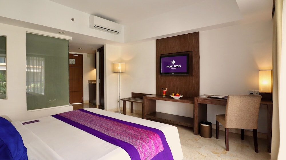 Regis Room photo 1
