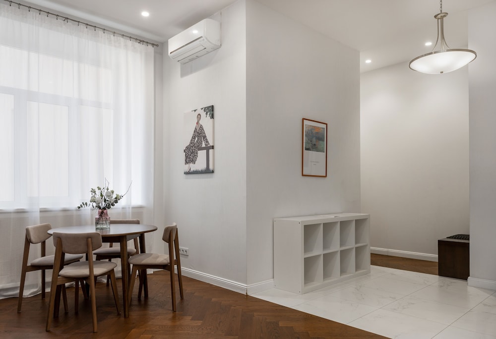 Apartment, 3 Bedrooms, City View photo 3