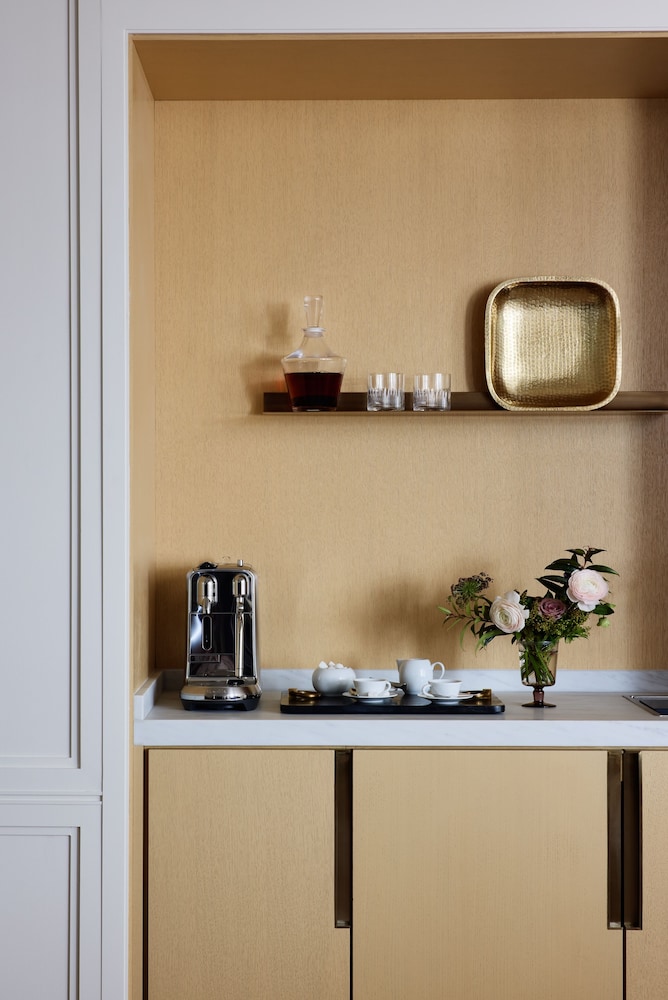 Room, Corner (House) - Photo 9