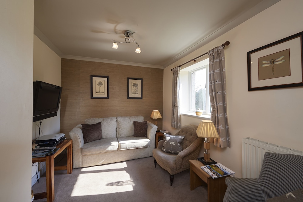 Cottage, Garden Area - Photo 8