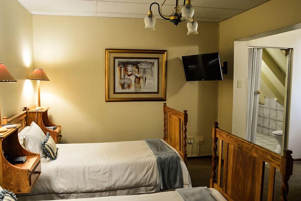 Basic Room, 1 Bedroom (Twin Room - Shower) photo 1