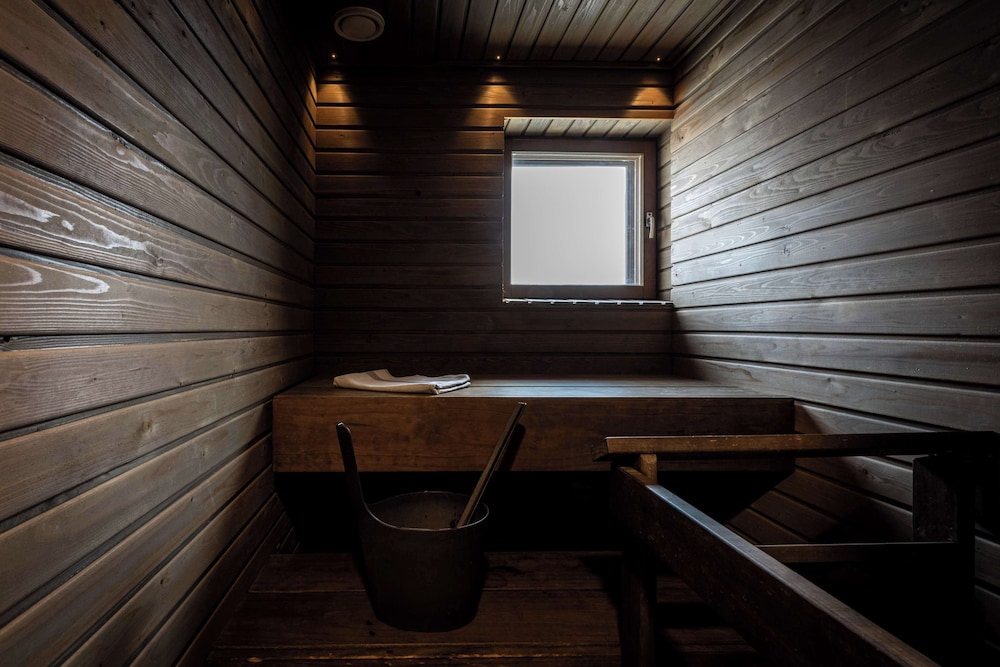 Superior Room, 1 King Bed, Sauna - Photo 6