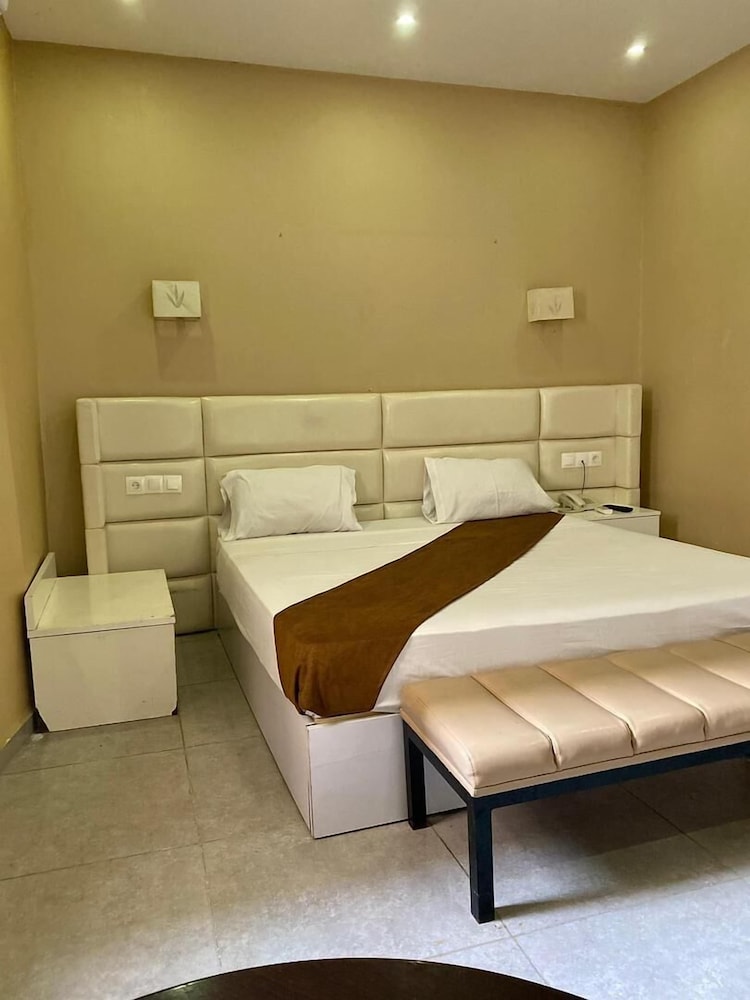 Comfort Double Room, City View photo 2