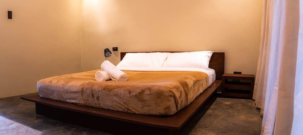 Double Room - Photo 4
