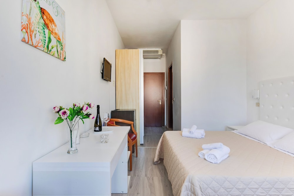 Double Room, 1 Double or 2 Twin Beds, Balcony