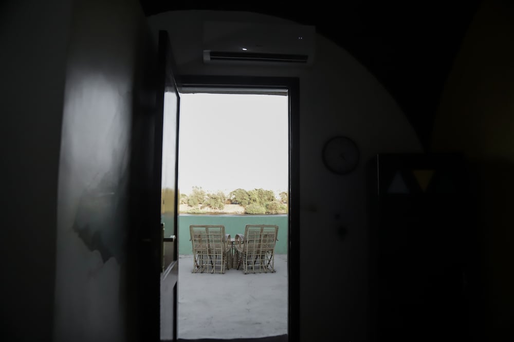 Standard Twin Room, River View photo 3