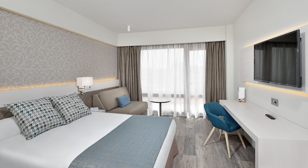 Sol Room (2+1)