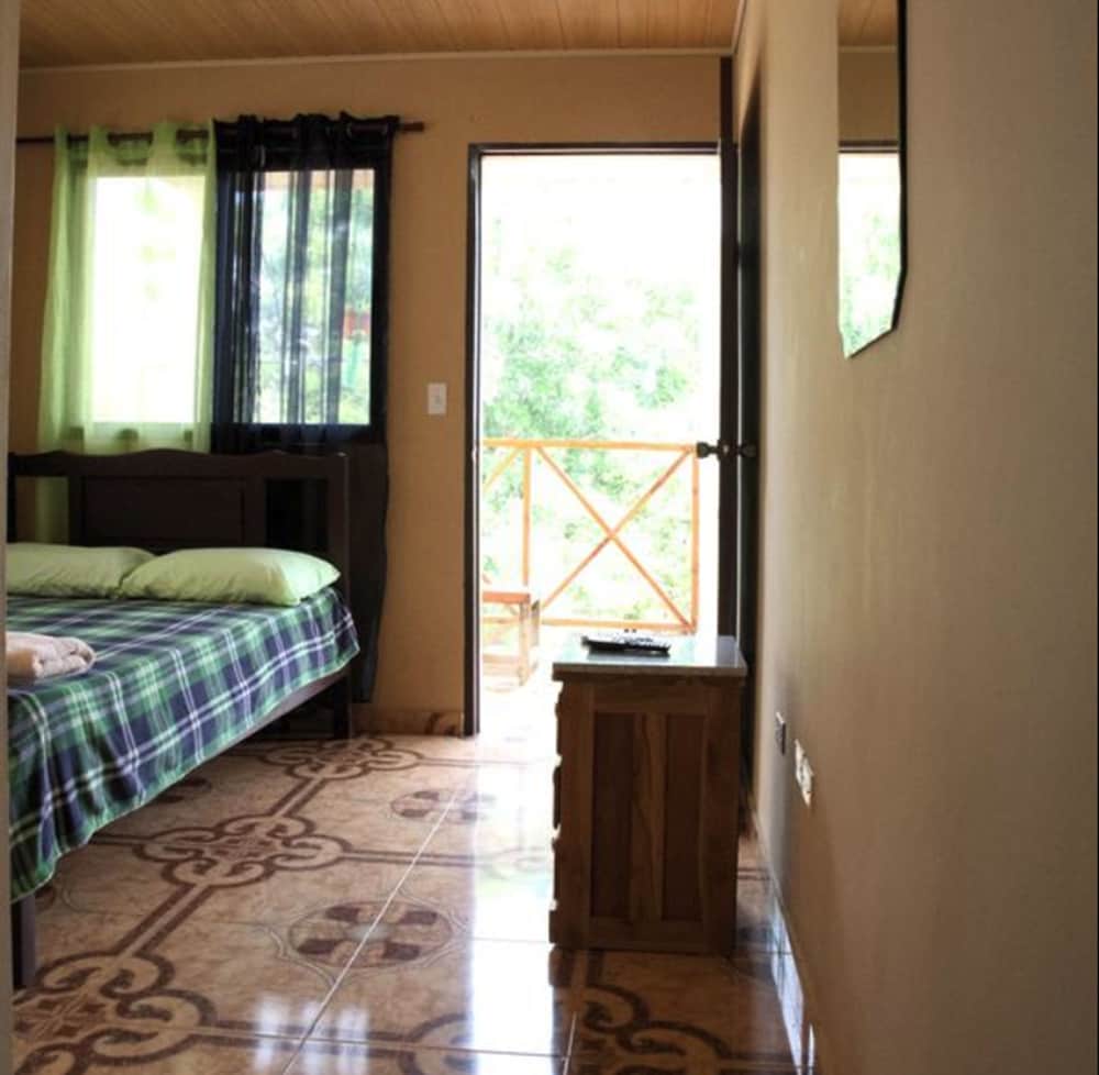 Deluxe Quadruple Room photo 3