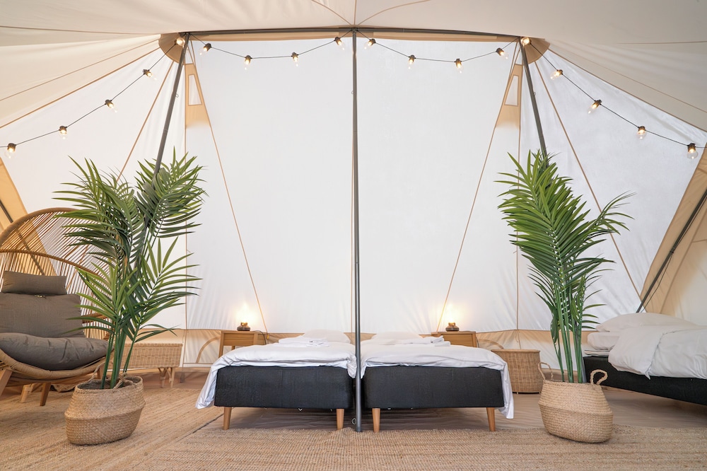 Executive Tent photo 3