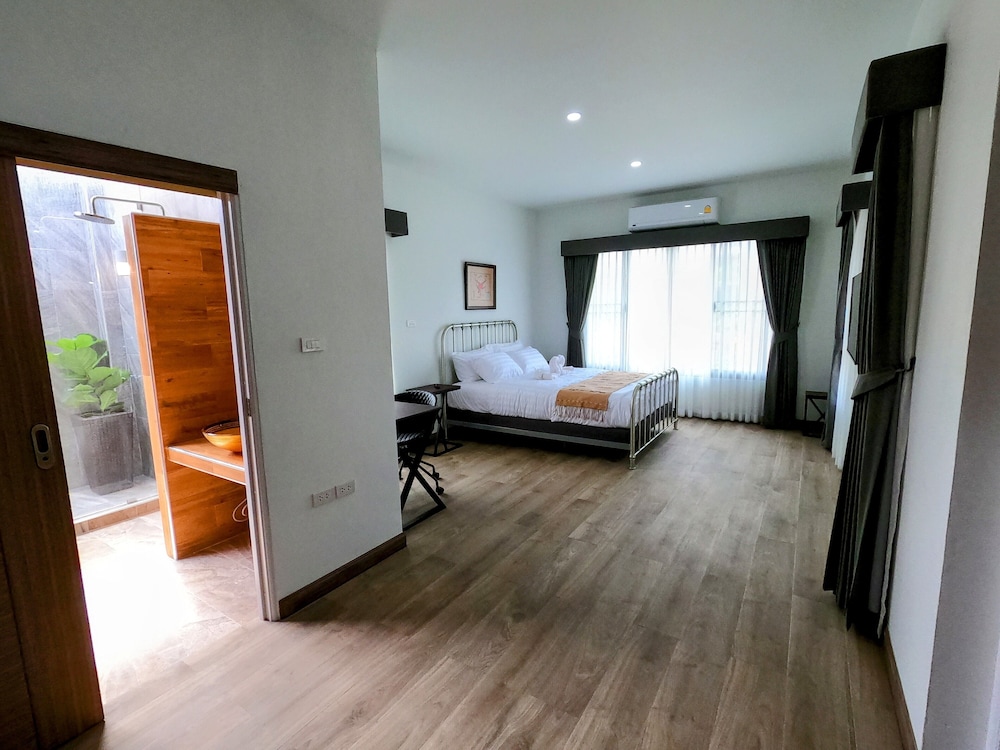 Premium Bungalow photo 1