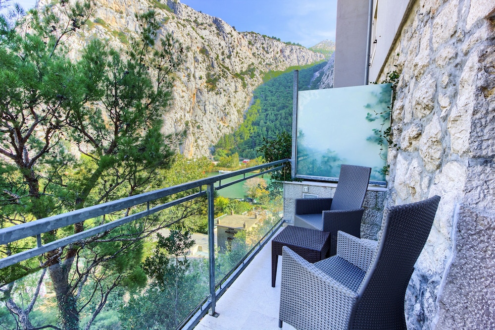 Economy Double Room, Balcony, River View - Photo 3