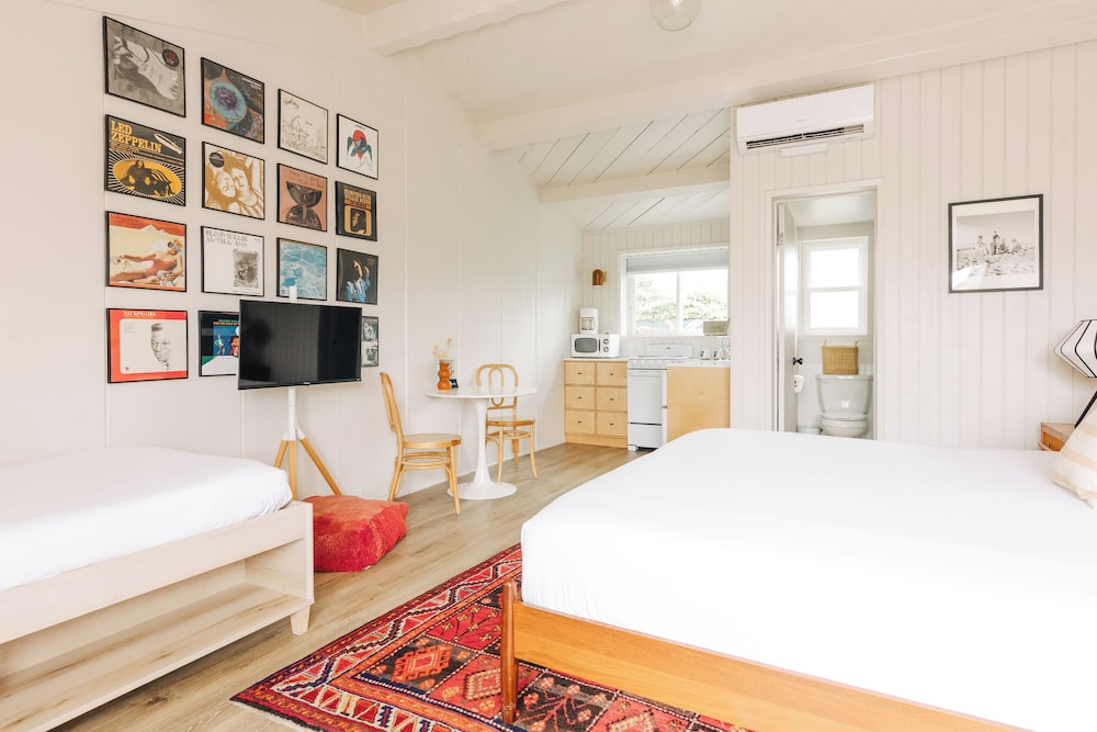 Deluxe Triple Room, Kitchen, Corner