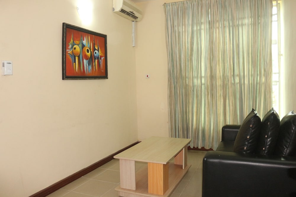 Executive Suite photo 2