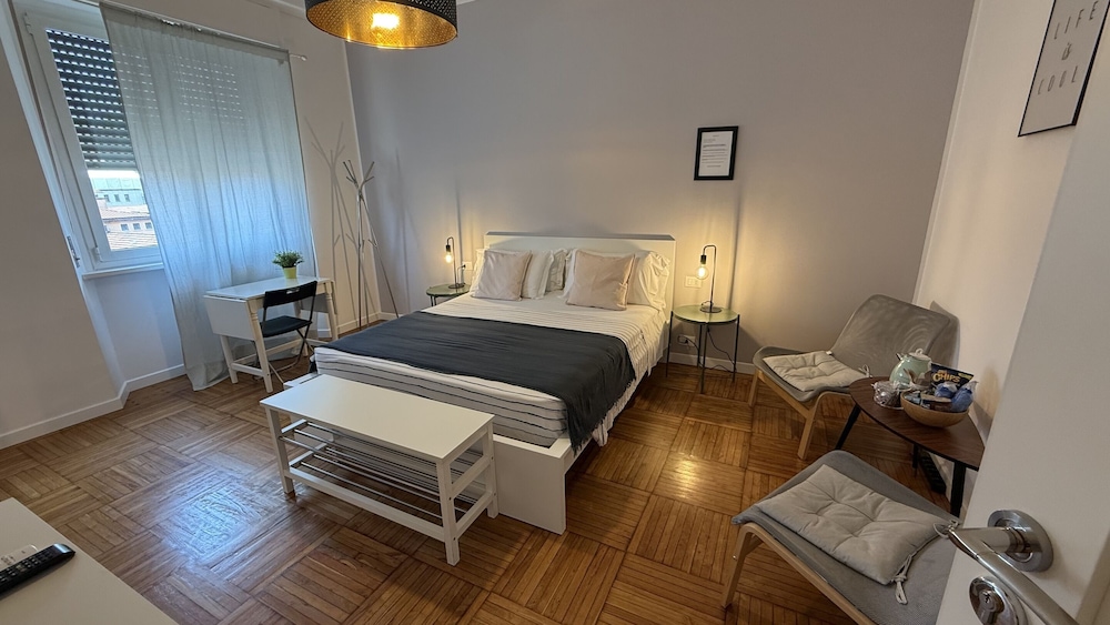 Superior Double Room, Ensuite, City View