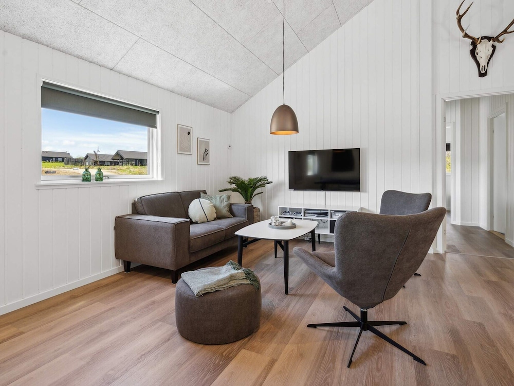 House photo 2