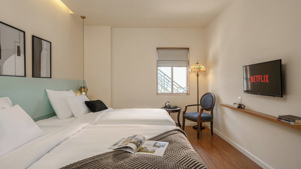 Superior Twin Room