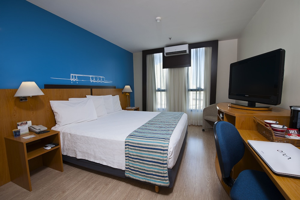 Superior Room, 1 Queen Bed - Photo 2