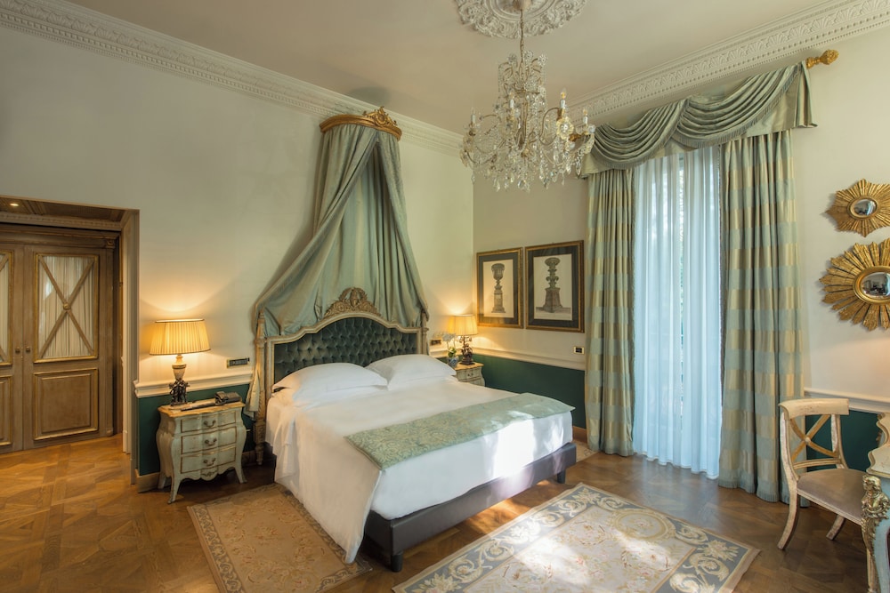 Junior Suite - Photo 1