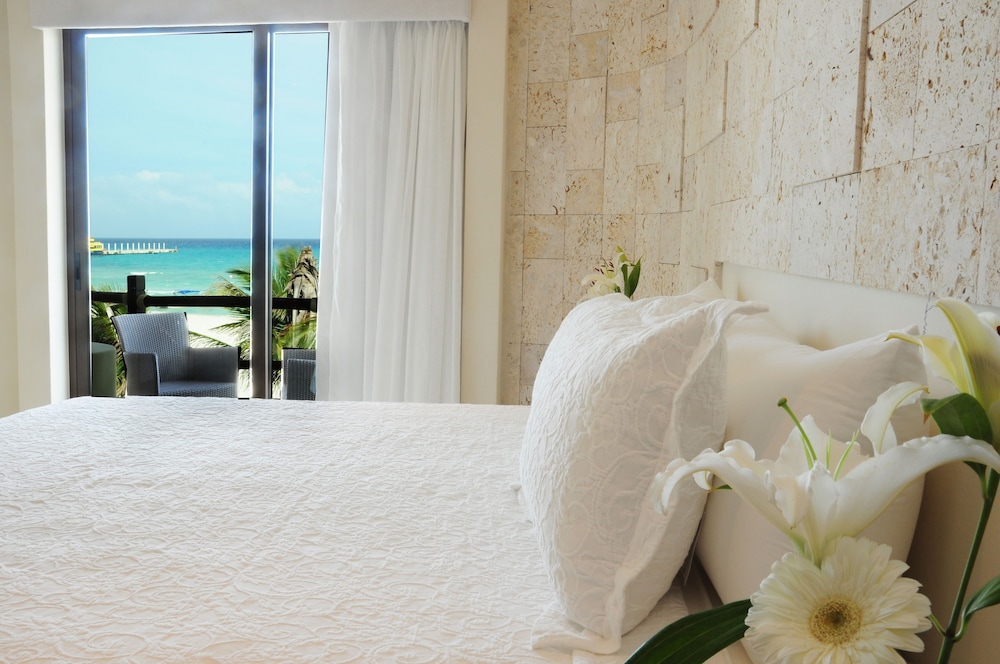Premium Condo, 3 Bedrooms, Ocean View photo 3
