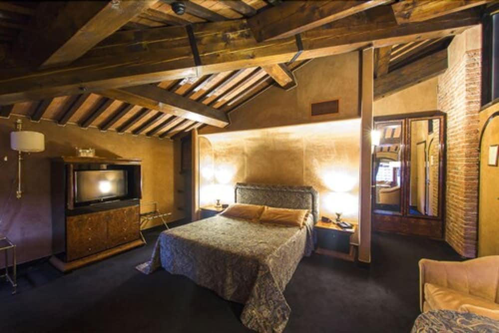 Romantic Suite photo 3