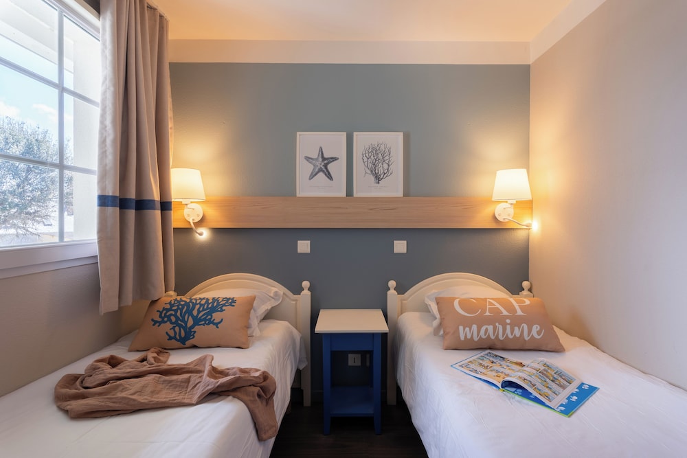 Apartment 4 people - 1 bedroom - Terrace or balcony Renovated photo 2
