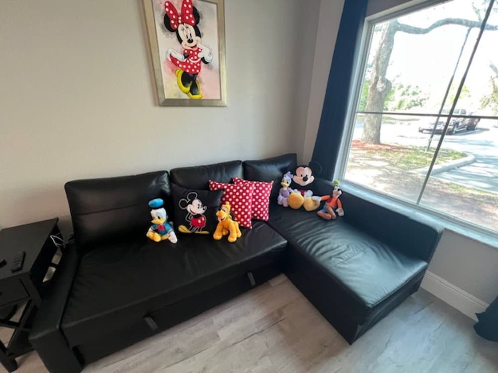 Disney Epic 1st Floor Shuttle, 사진 5
