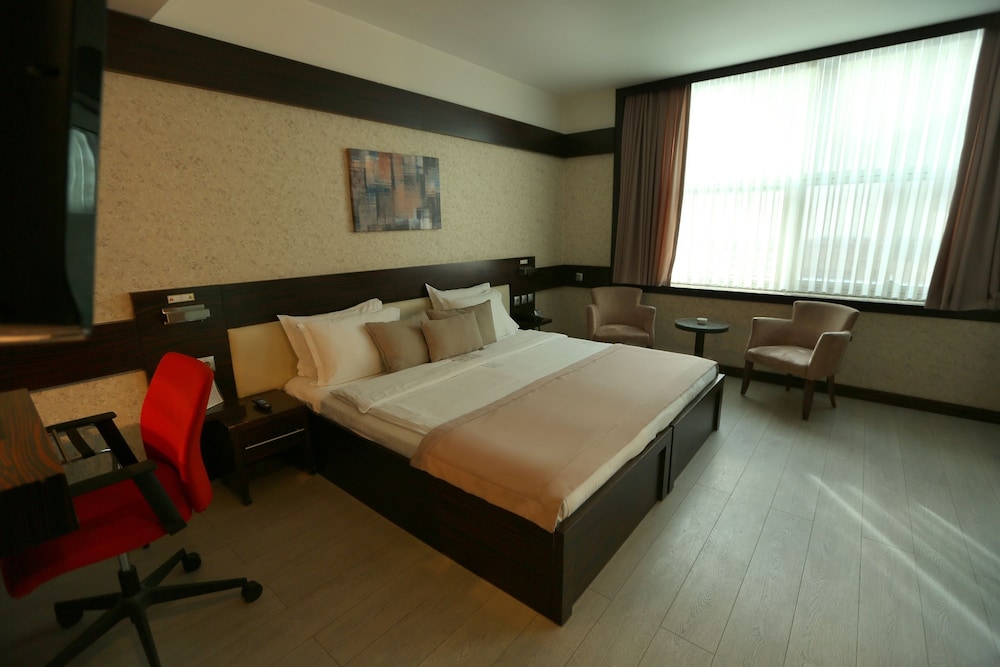 Double Room - Photo 1