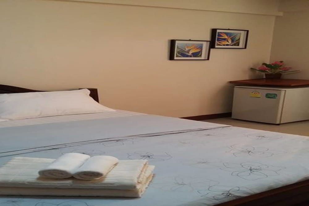 Standard Double or Twin Room photo 2
