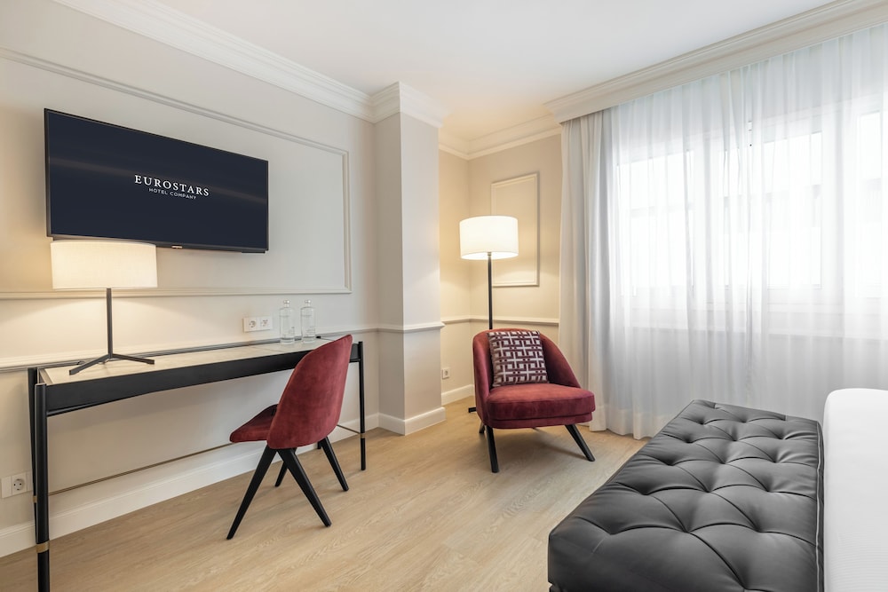 Standard Double Room (1 o 2 camas and with Parking)