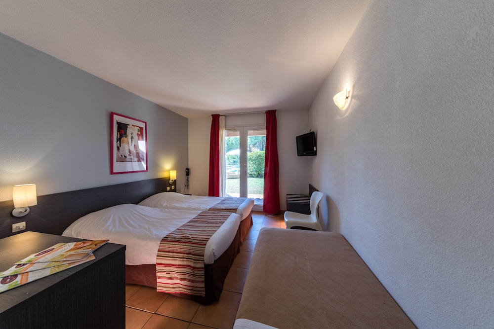 Standard Double or Twin Room - Photo 4