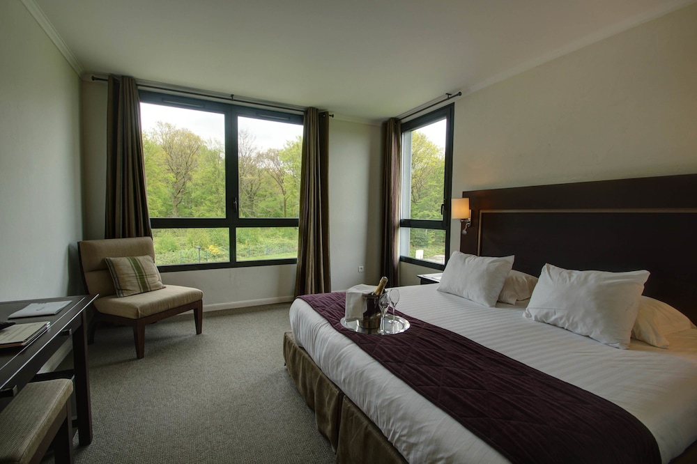 Standard Room, 1 King Bed Standard Room, 1 King Bed