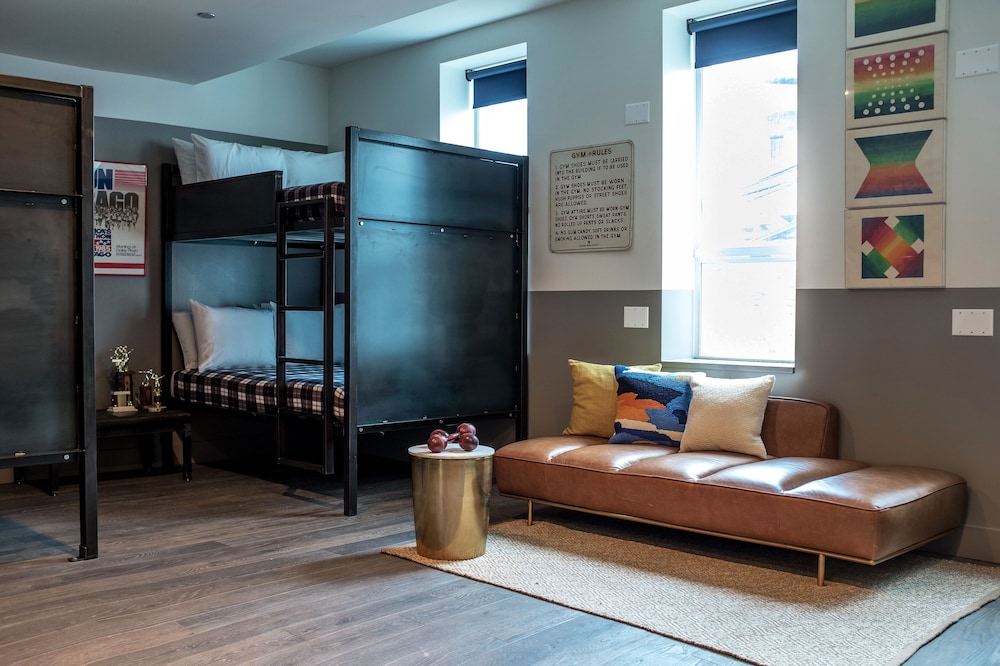Signature Kitchenette