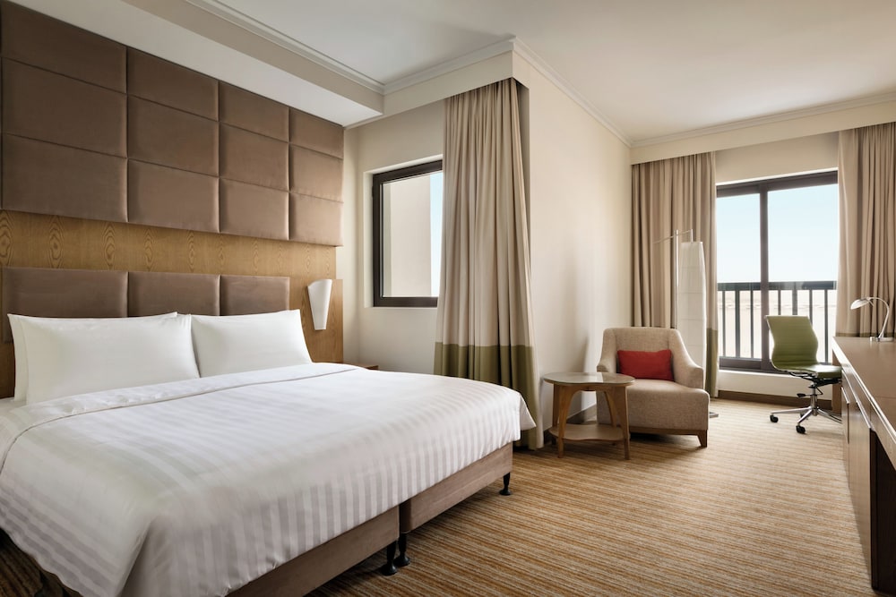 Superior Room - Yas Summer Pass (3 Days Complimentary Pass) photo 1