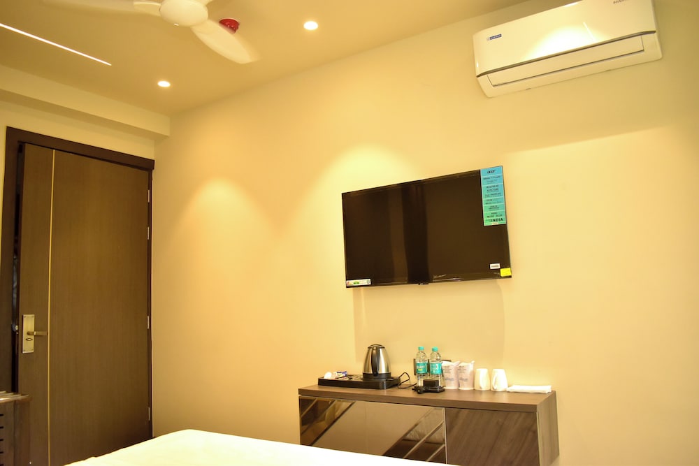 Double Room - Photo 6
