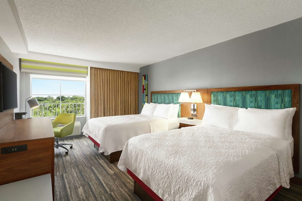 Standard Room, 2 Double Beds - Photo 2