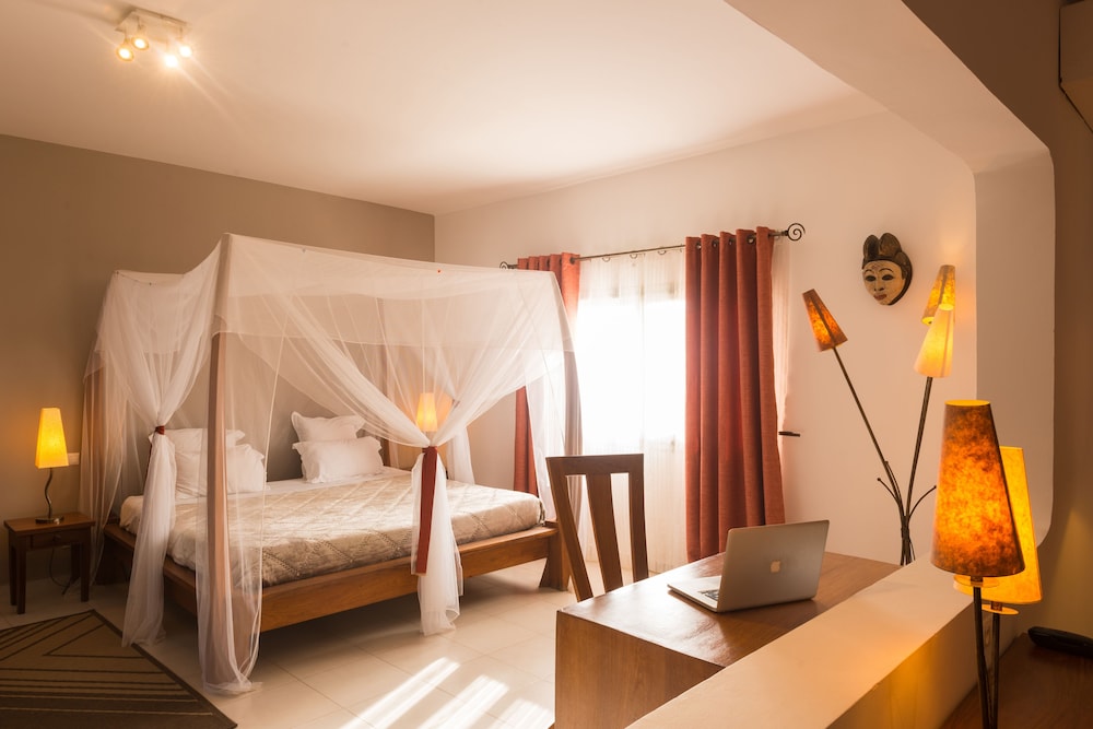 Deluxe Suite