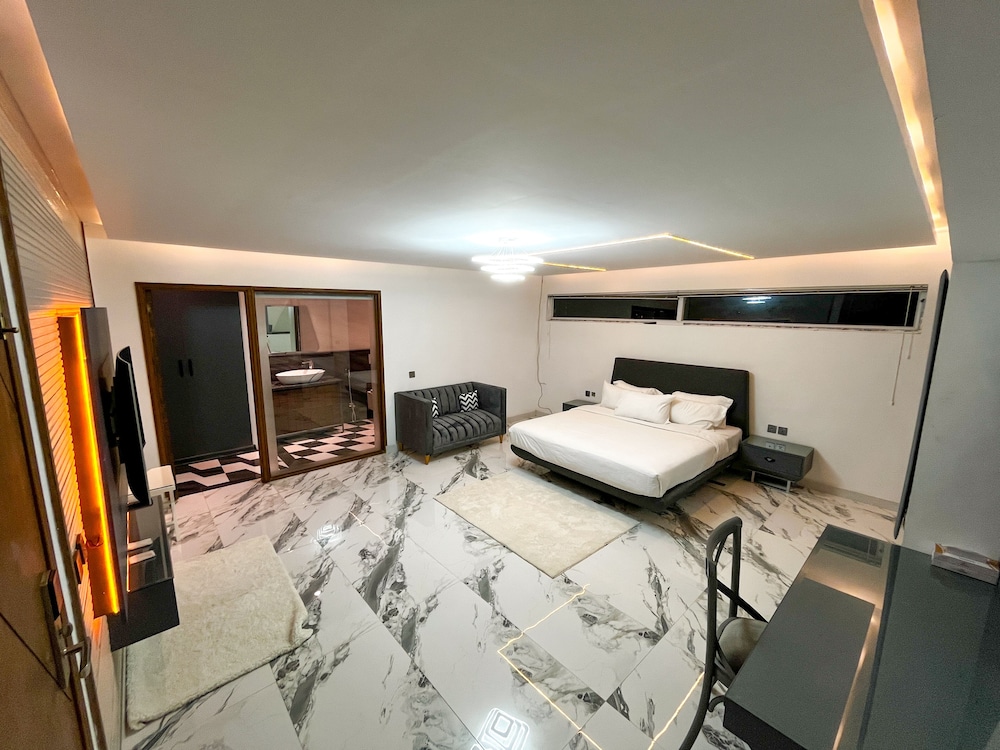 Signature Room photo 2