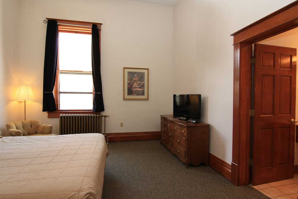 Suite, 1 King Bed (Vault Room, 2nd Floor, Accessible by Stairs Only)